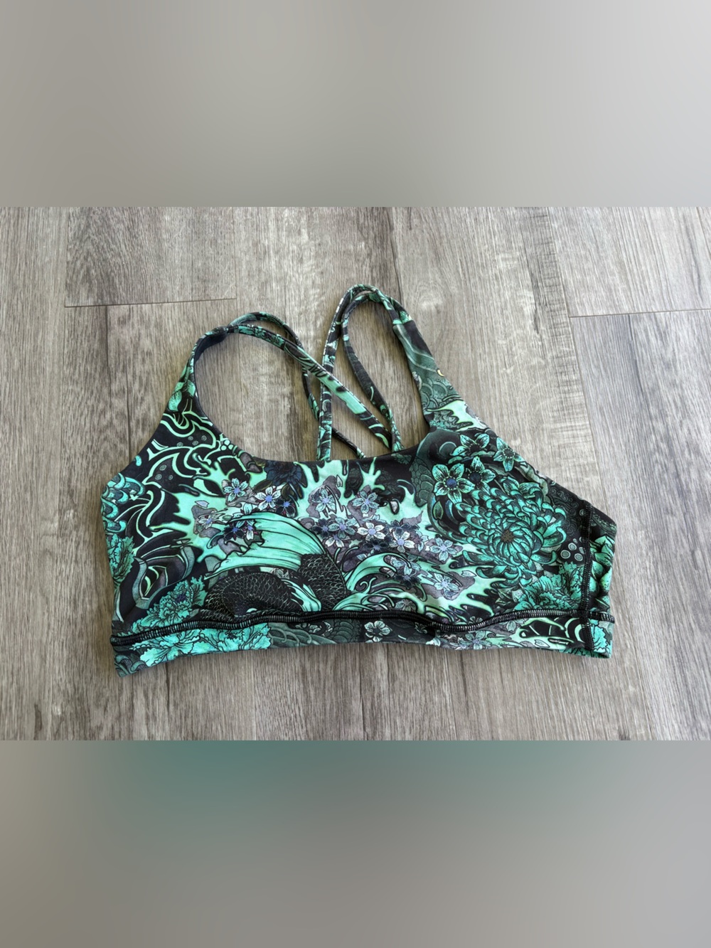 Lululemon Bra 12 - Picture 3 of 4